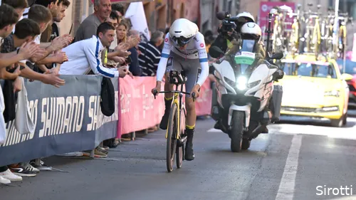 Uijtdebroeks in de tijdrit op dag zeven