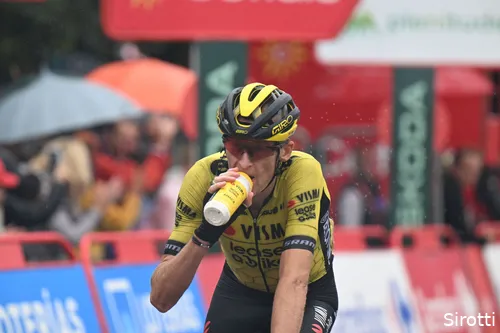 <i>Robert Gesink in een van zijn laatste dagen als wielrenner in de Vuelta</i>