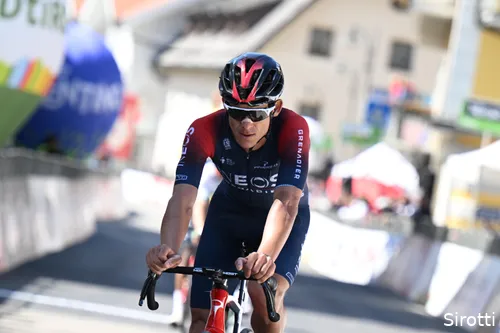 Andrey Amador in the jersey of INEOS Grenadiers