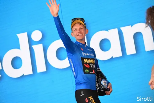 Bouwman in the mountain jersey, after two stage wins at the 2022 Giro
