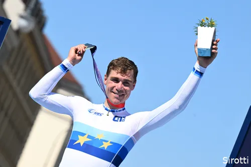 Jakobsen in better days, as European champion in 2022