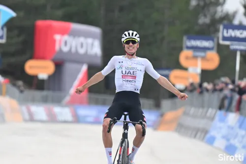 Juan Ayuso made the difference in the Tirreno in the time trial and uphill race