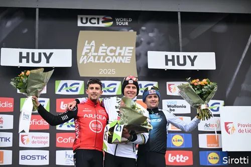 waalse pijl pidcock pogacar