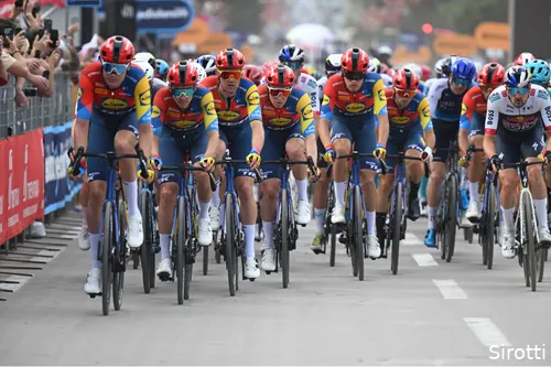 lidl trek daan hoole mads pedersen giro