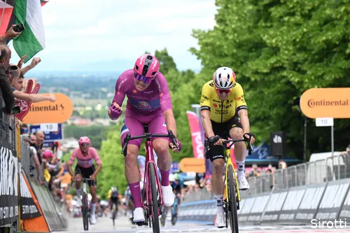 mads pedersen wout van aert