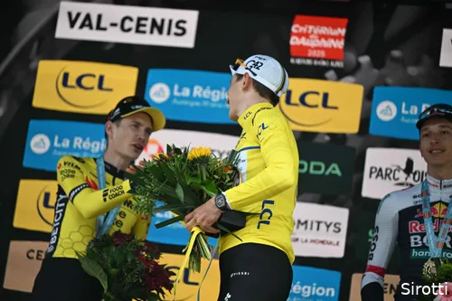 jonas vingegaard tadej pogacar