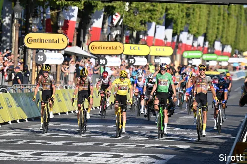 wout van aert jonas vingegaard