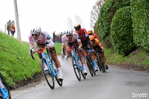 greg van avermaet oliver naesen