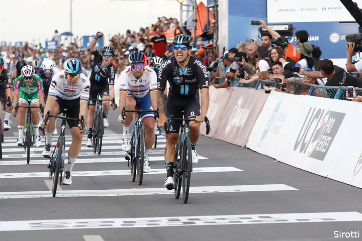 Welsford beat world class riders such as Fabio Jakobsen and Peter Sagan in the Vuelta a San Juan (January 2023)