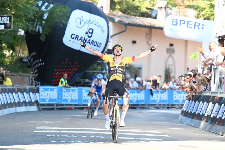 Roglic triumphed in the Giro dell'Emilia