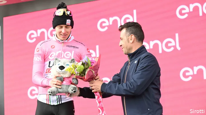 Champions among themselves: Tadej Pogacar and Vincenzo Nibali