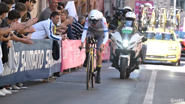 Uijtdebroeks in the time trial on day seven