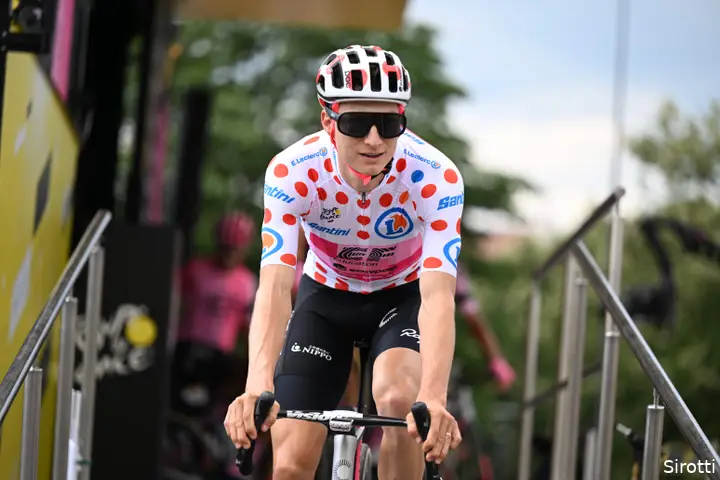 Powless wore the polka dot jersey for a very long time last year