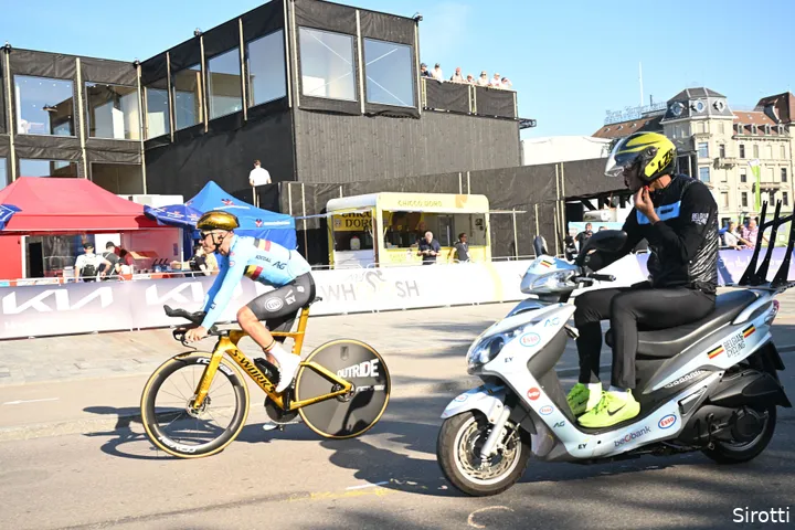sven vanthourenhout remco evenepoel