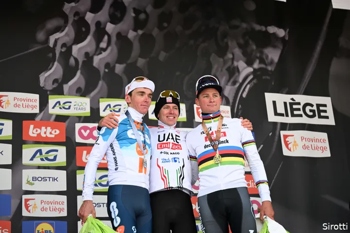 Bardet (left) on the podium in Liege, with Tadej Pogacar and Mathieu van der Poel beside him