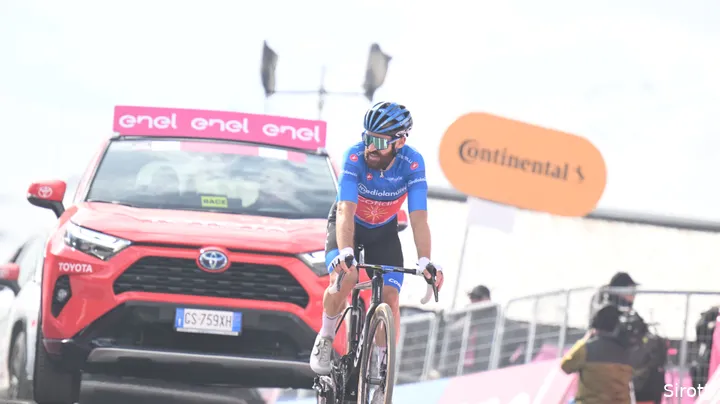 Simon Geschke in his later years: chasing mountain jerseys, here in the Giro