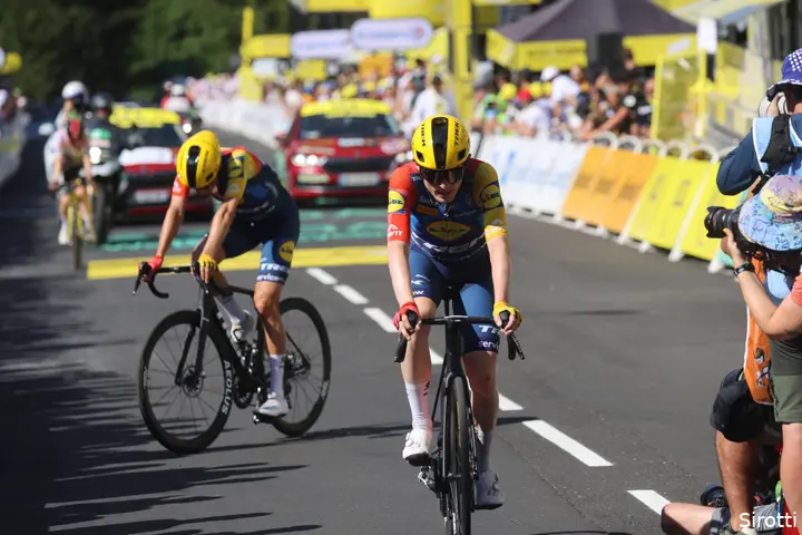 mattias-skjelmose-juan-ayuso