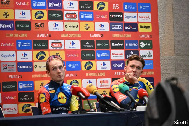mattias-skjelmose-mads-pedersen-2
