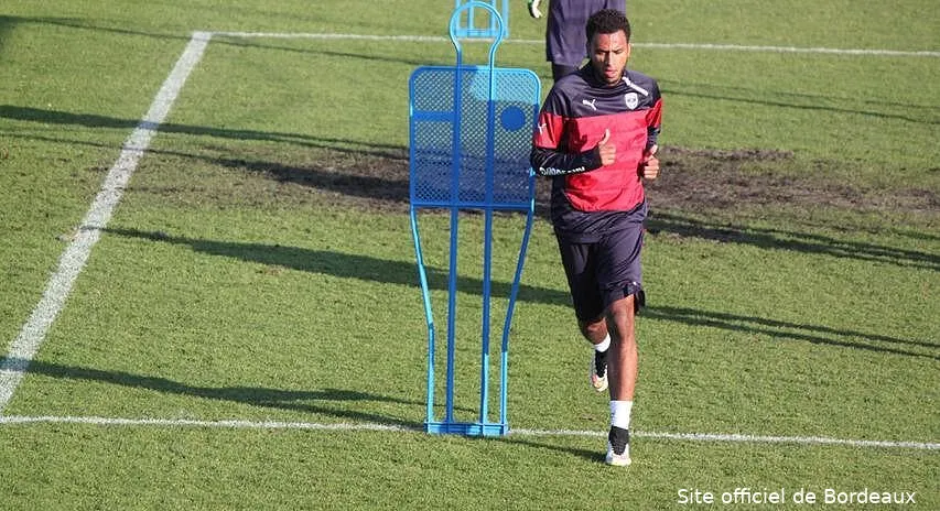 la recrue de bordeaux adore les cliches sur la l1 thelin 1102383