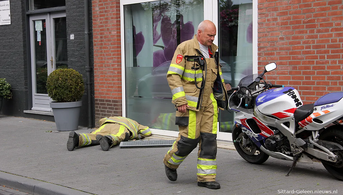 brand brandgerucht annastraat geleen 31 juli 2016 4