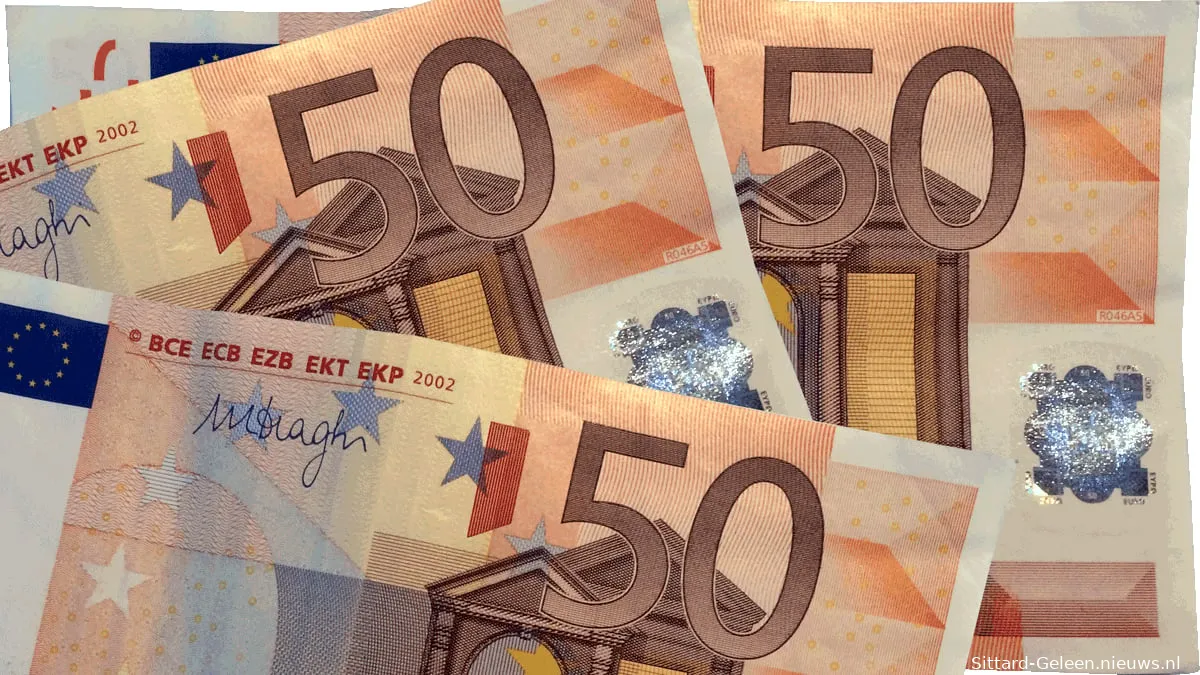 drie biljetten van 50 euro vijftig euro 150 euro