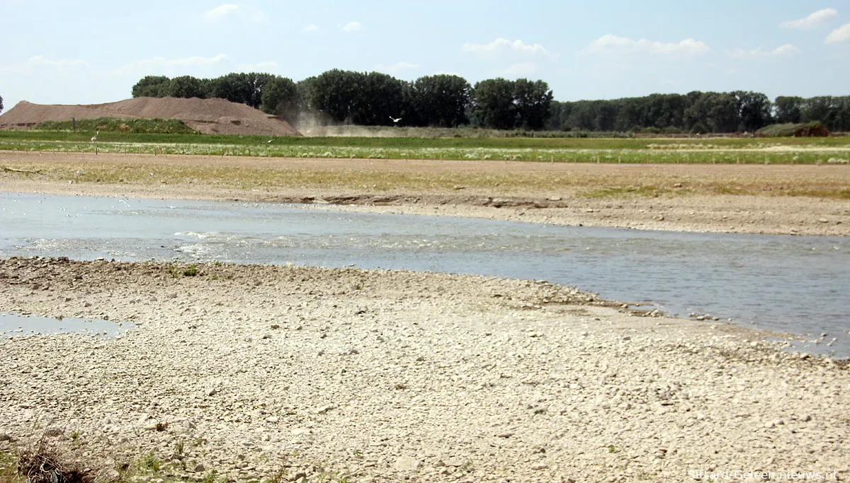 droogte 2018 maas bij grevenbicht