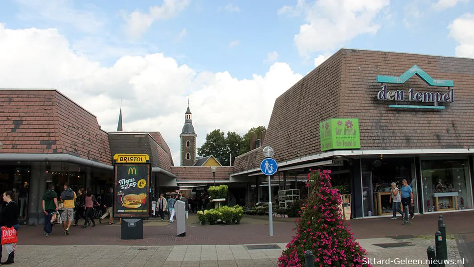 xbot1adj9b4hspcc0ar8mjw6k winkelcentrum den tempel