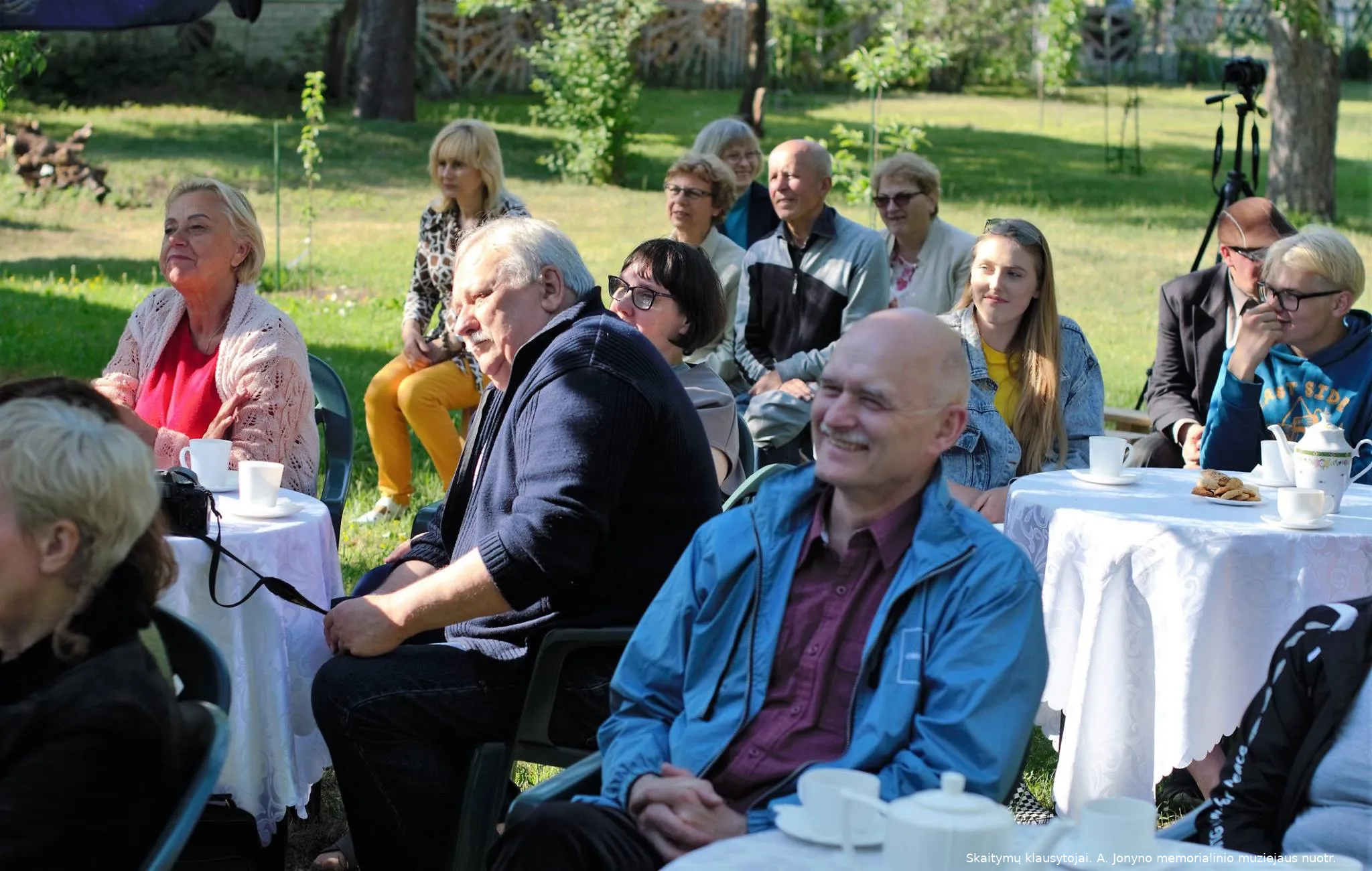 jony33356773 1821597581225960 7896623739670888448 n