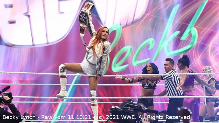 Ihr Gürtel ist mittlerweile rot - (c) 2021 WWE. All Rights Reserved.