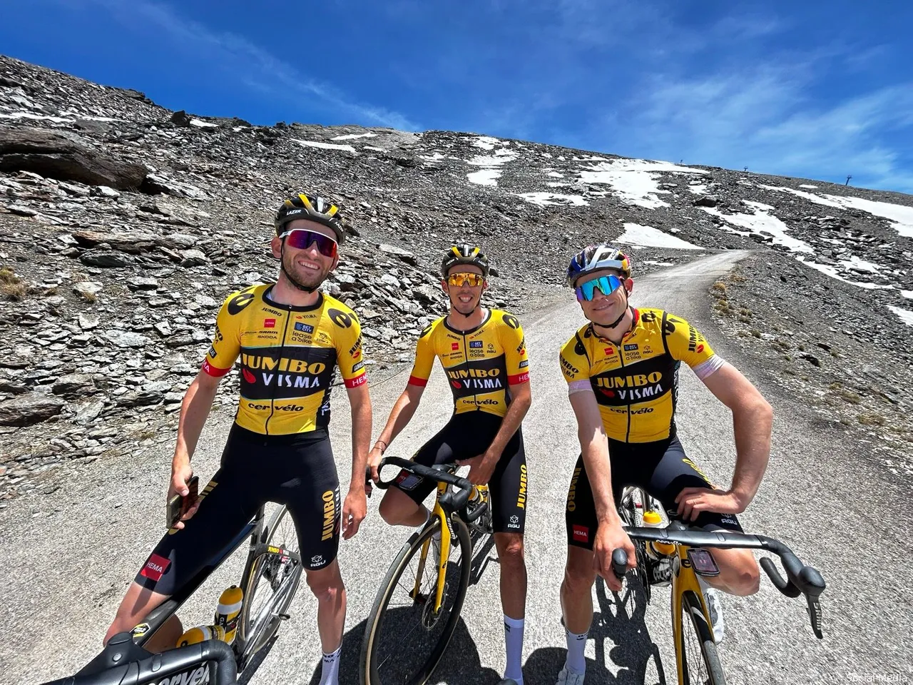 van aert laporte van hooydonck 645b309a2d8e8