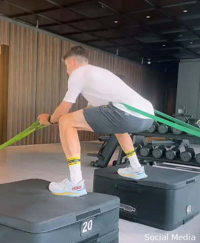 wout van aert squat