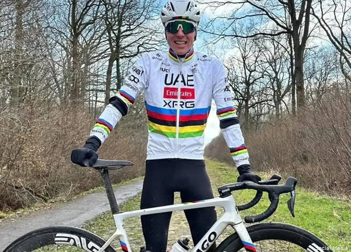 tadej pogacar roubaix