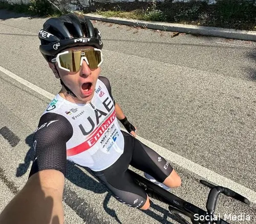 pogacar selfie 647245d2edca2