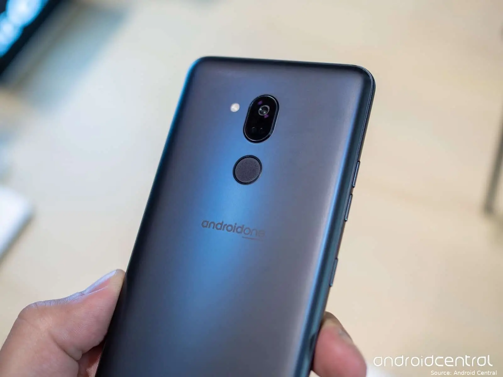 lg g7 one 7