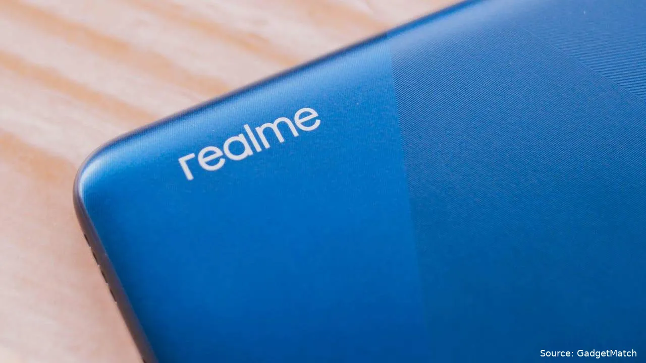 200820 gadgetmatch realme c15 design back realme logo