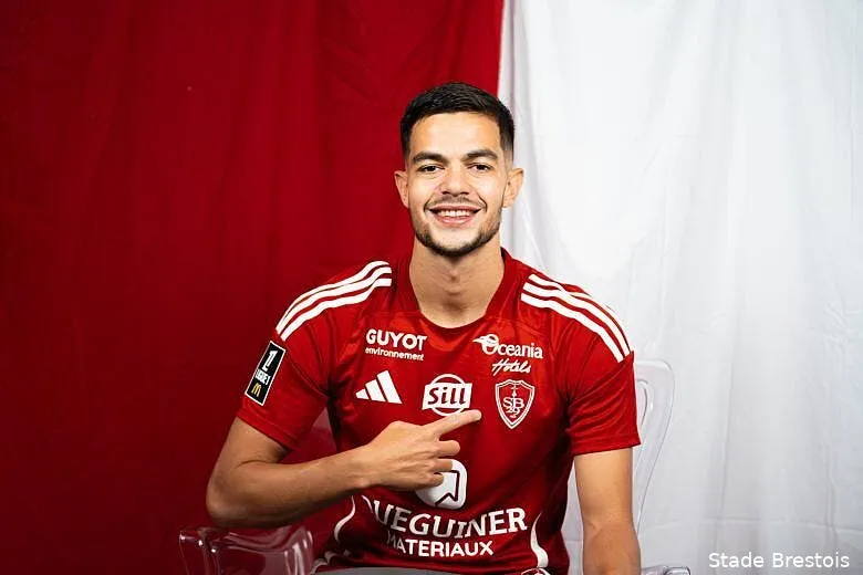 officiel romain faivre de retour a brest faivre 2 379852