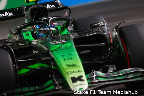 Zhou pakt punten voor zijn afscheid.