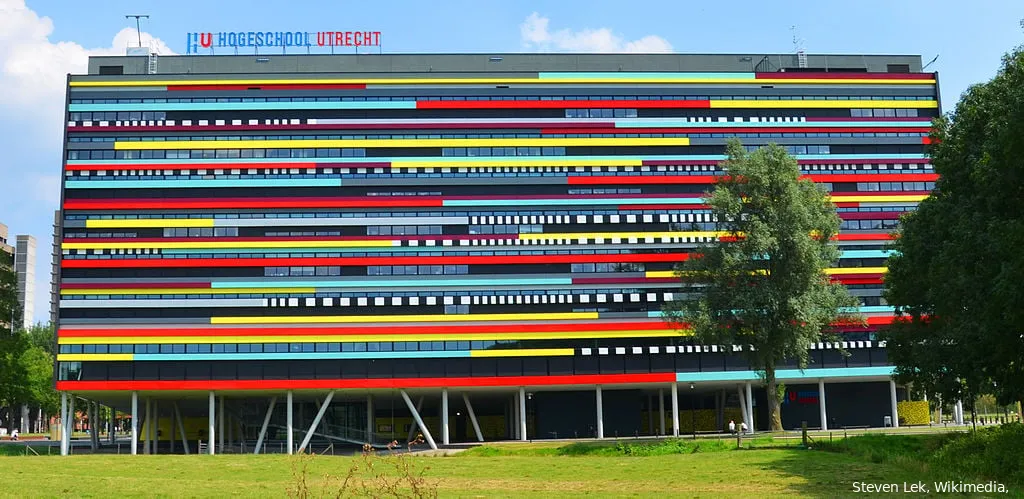 colourful building hogeschool utrecht