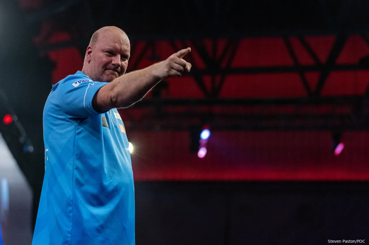 Vincent van der Voort heeft in zijn carrière 24 keer meegedaan aan het WK Darts