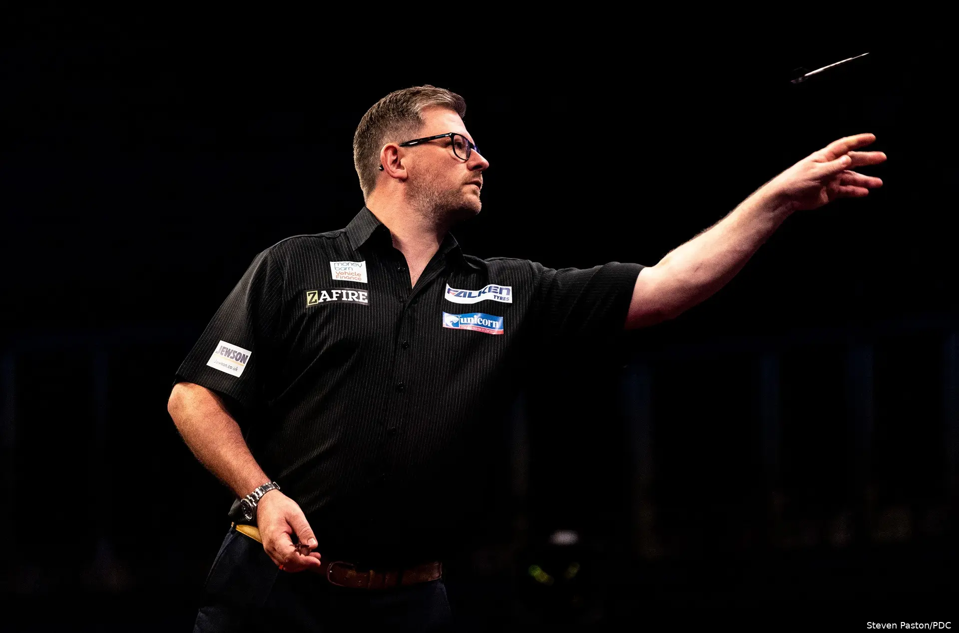 PLLondonQF James Wade1