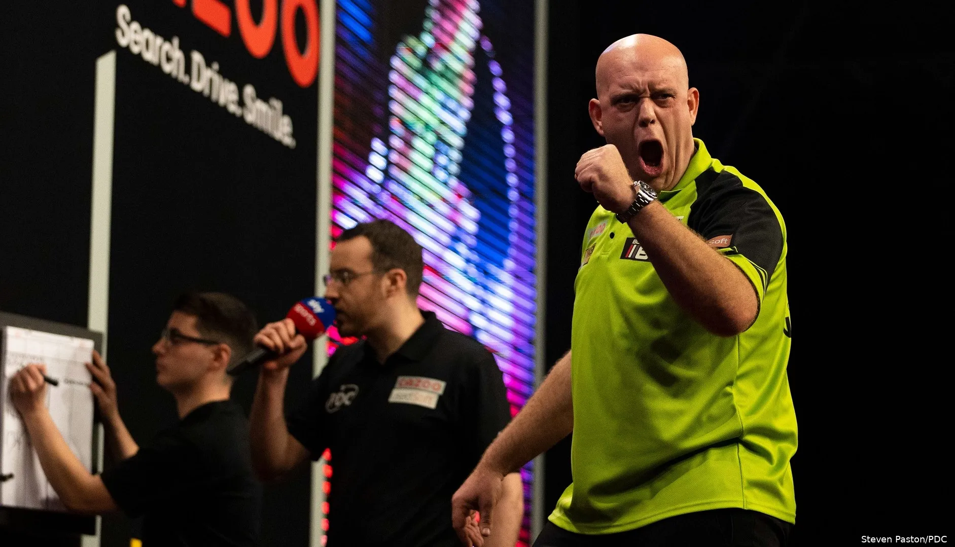ExeterQF Michael Van Gerwen1