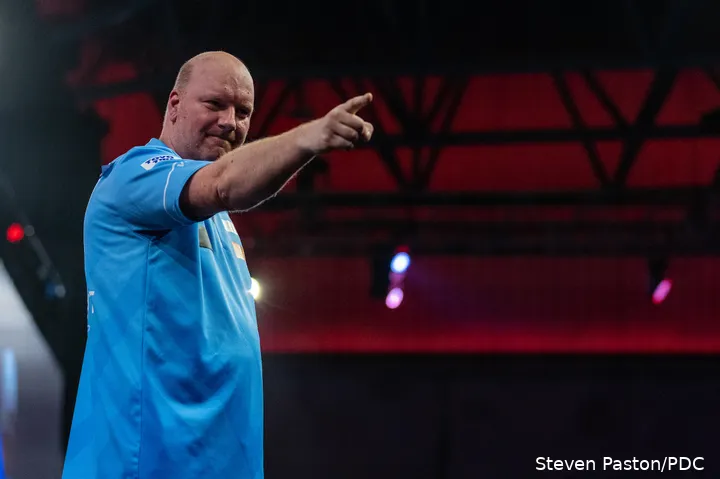 Vincent van der Voort heeft in zijn carrière 24 keer meegedaan aan het WK Darts