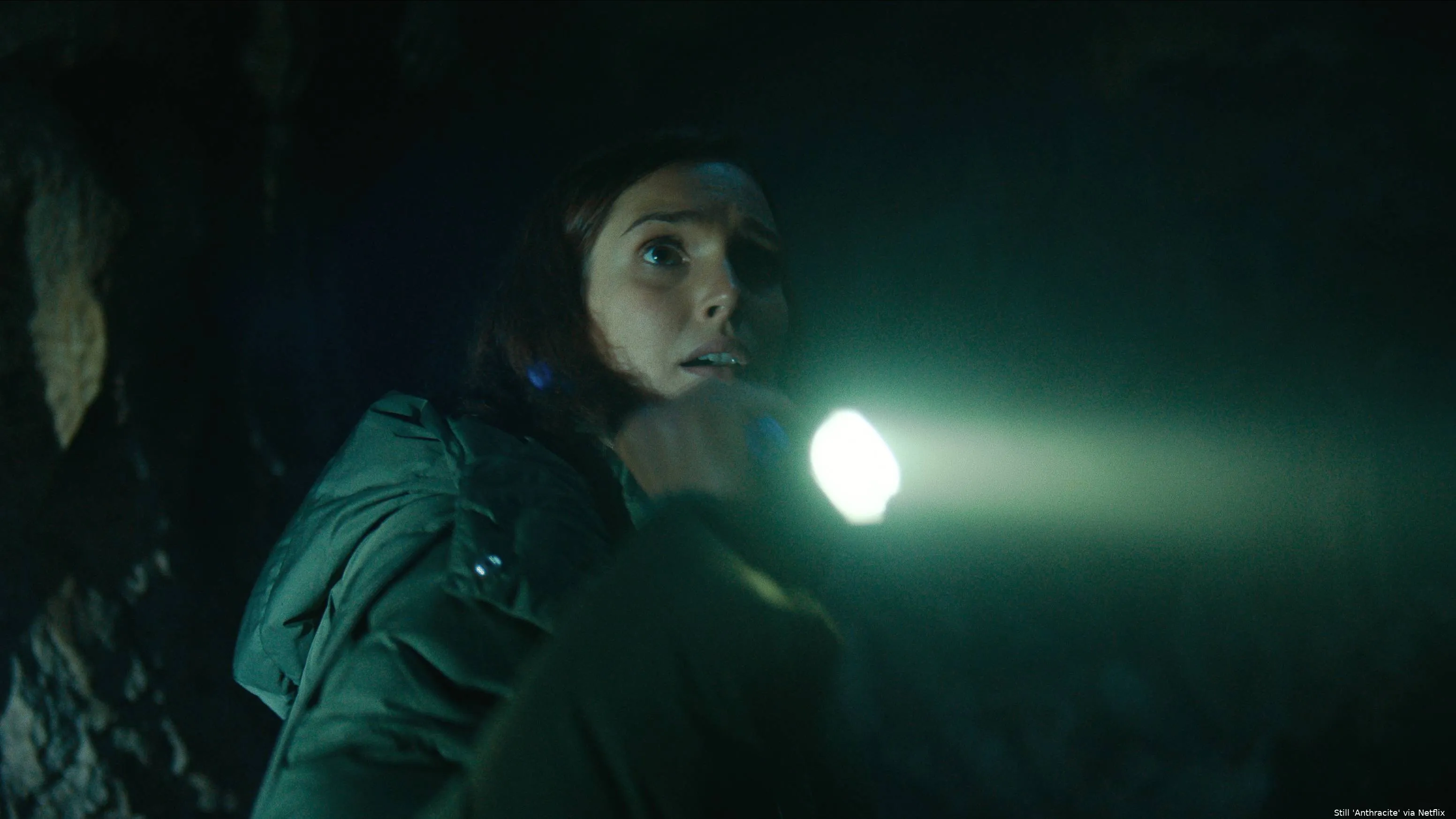 Anthracite_(fka_True_Crime)_n_S1_E5_00_46_51_18