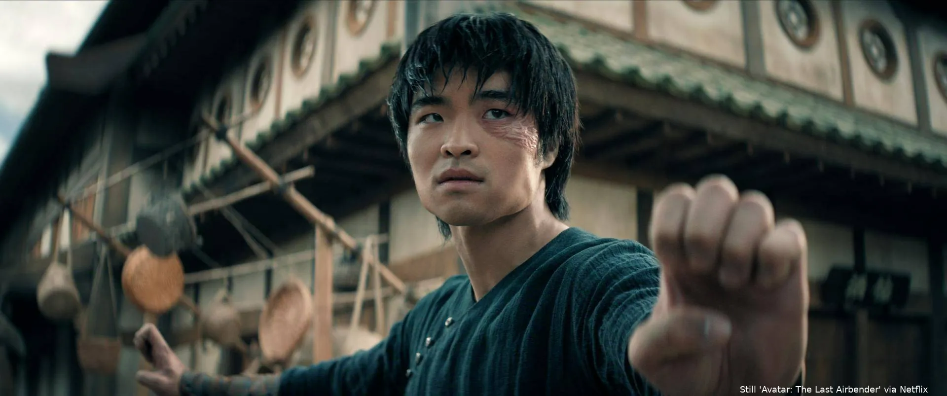 Avatar__The_Last_Airbender_n_S2_E2_00_51_49_13RC