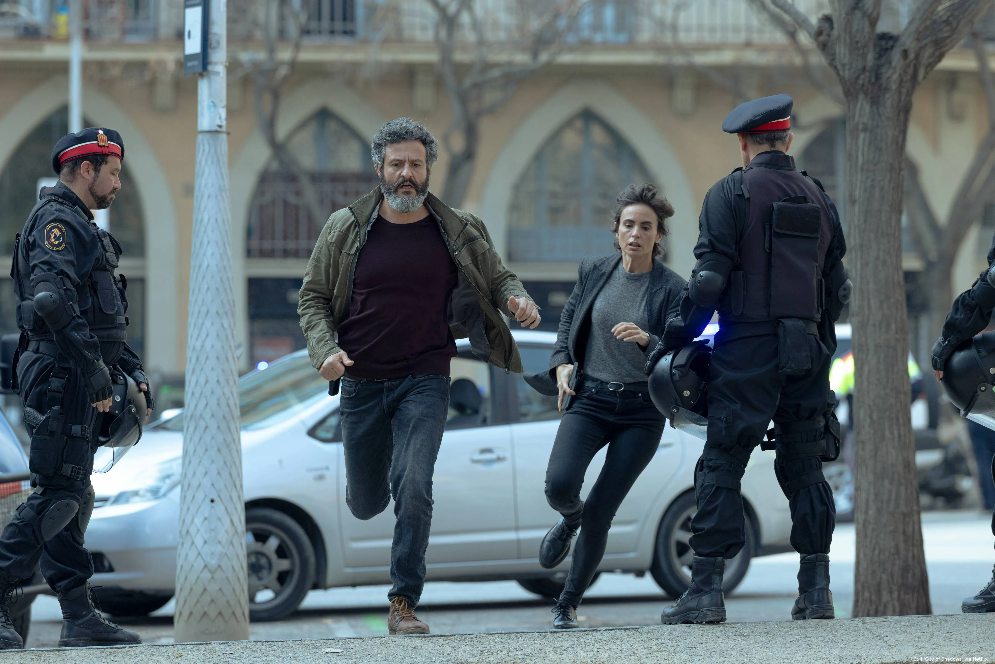 017_ciudaddesombras_S01_E06_02162025_still_landerlarranaga_MGL1307