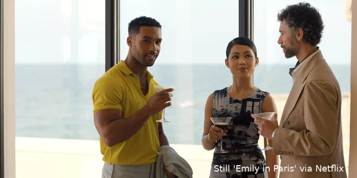 Emily_in_Paris_n_S5_21_53_22R