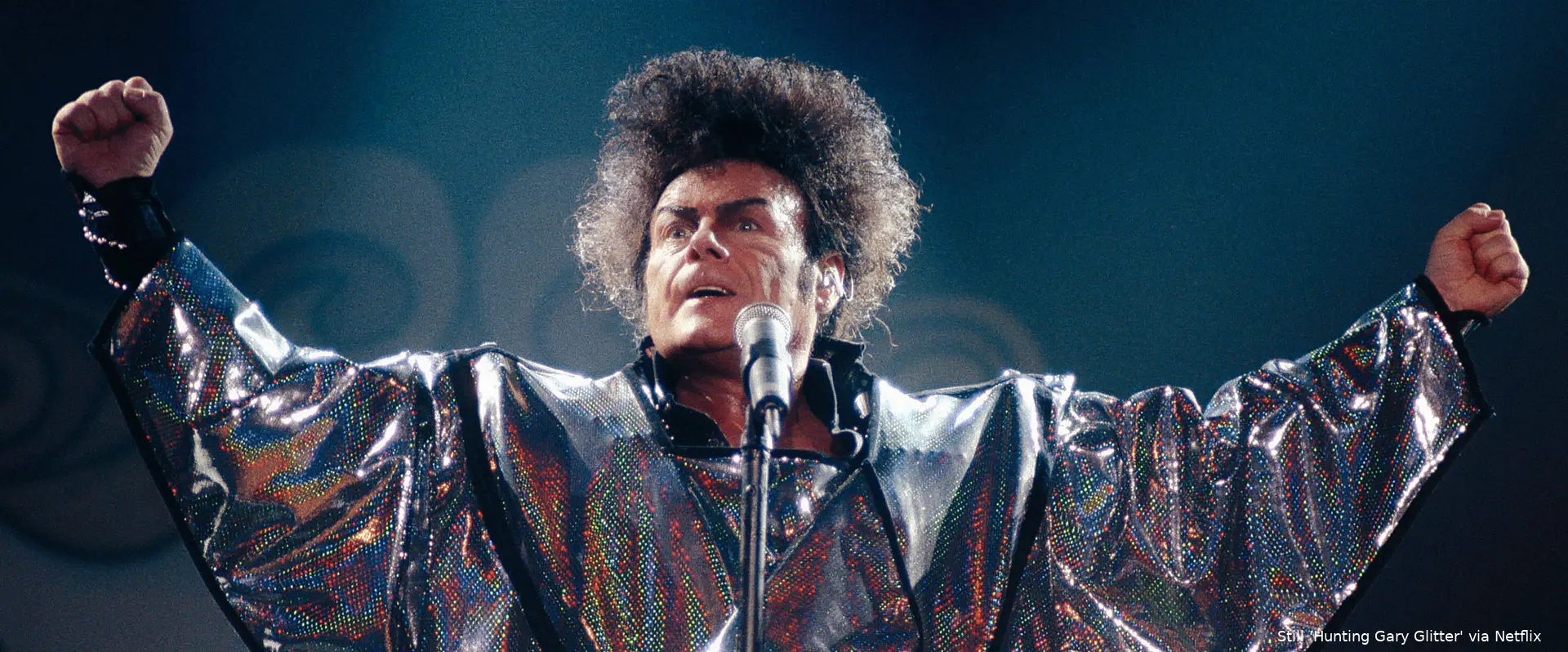 Hunting_Gary_Glitter_n_S1_E1_00_11_40_00 copy