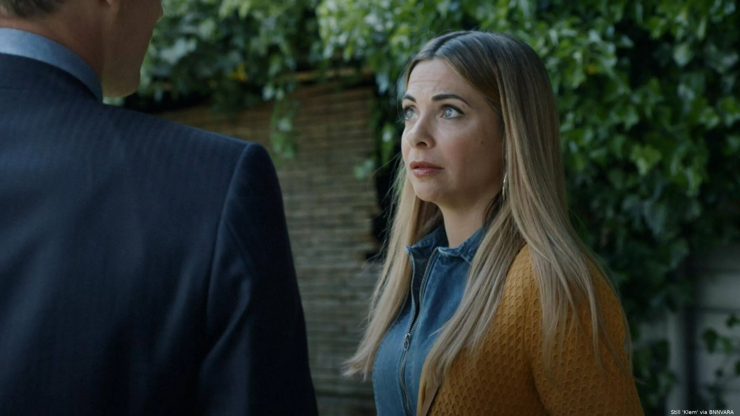 MV5BZjJiMjM1OTAtZTEyMi00YjZjLThiMDUtMjg0NDFkNDQ0MWNhXkEyXkFqcGc@._V1_