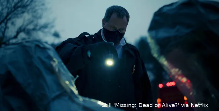 Missing__Dead_or_Alive__n_S2_E2_00_01_19_05