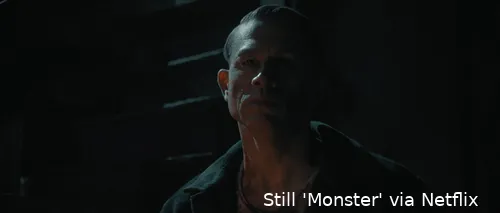 Monster__The_Ed_Gein_Story_n_S1_E4_00_37_42_05R